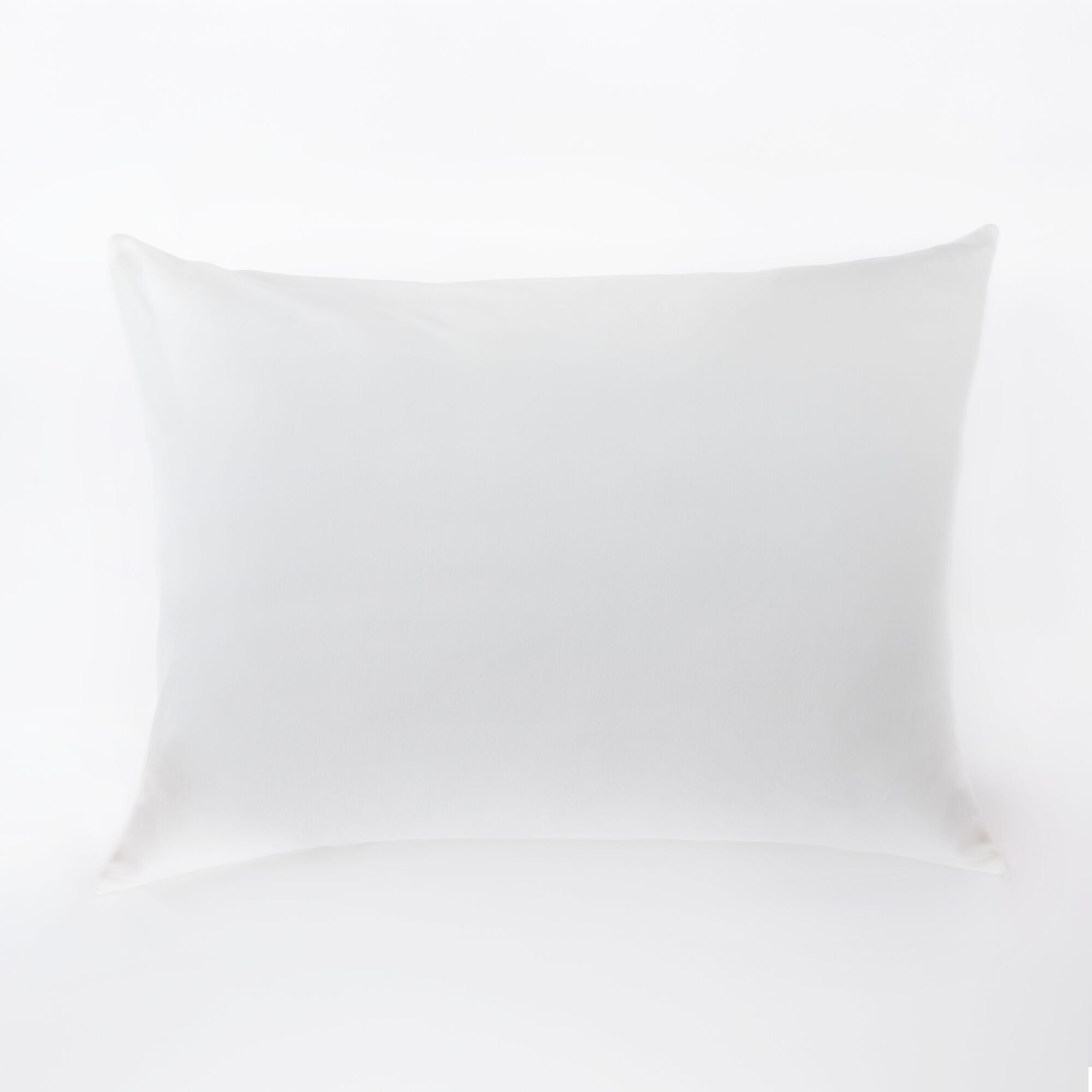 "Solid Slumber" White SquishPillow Pillowcase (Standard)
