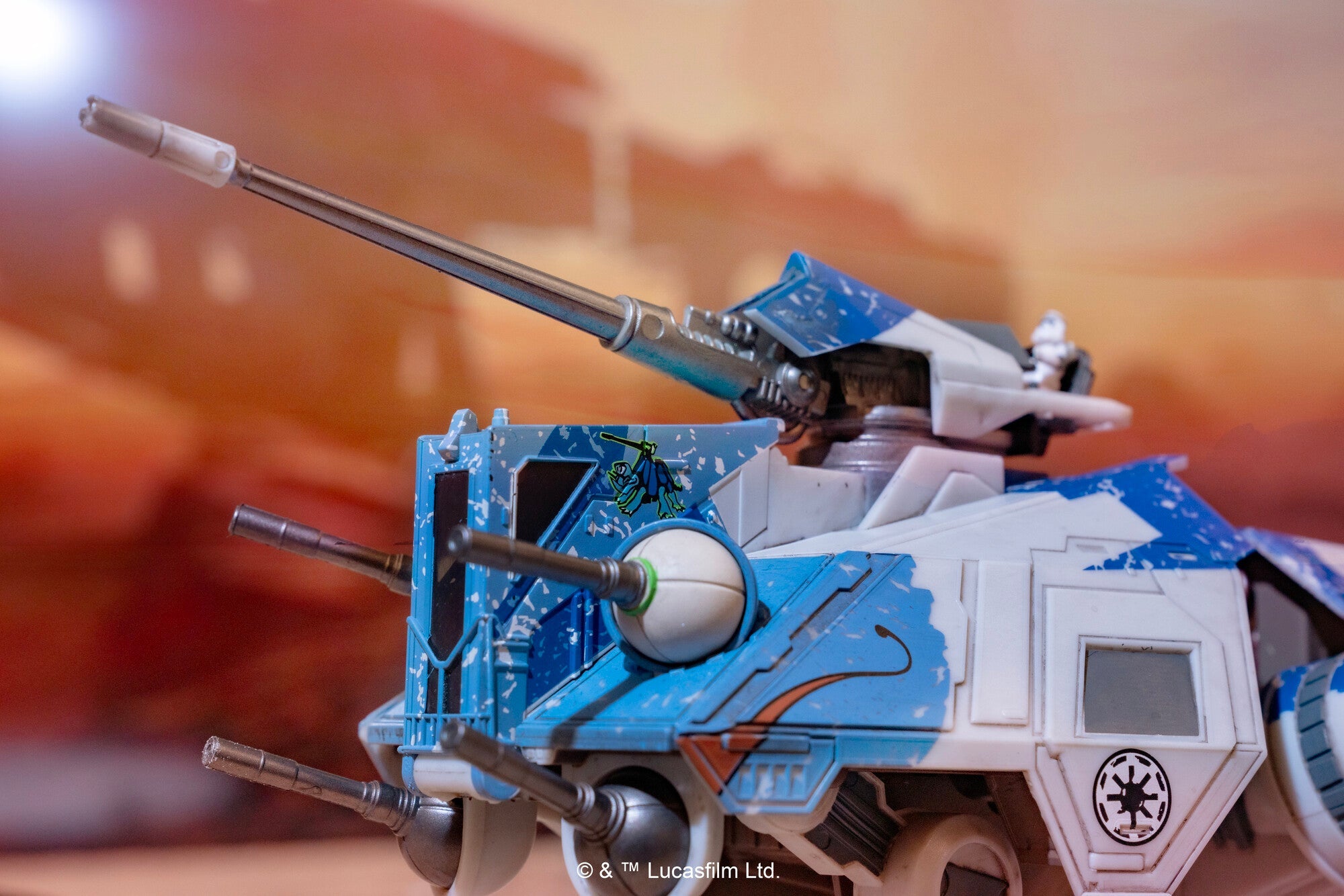 STAR WARS™ Micro Galaxy Squadron AT-TE (104th Battalion)